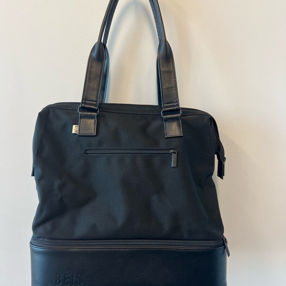 Beis The Mini Weekender in Black